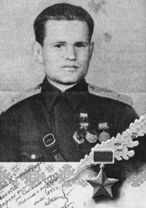 Vasilly Zaitsev – The Legendary Soviet Sniper From the Battle of ...