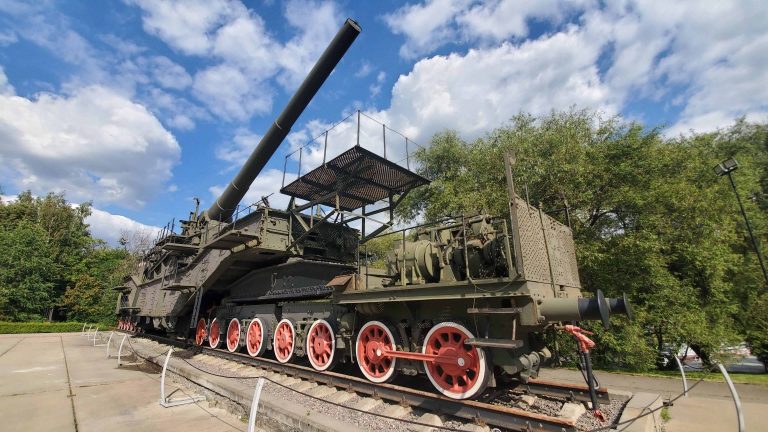 TM-1-14 Soviet 356-mm Railway Artillery Cannon